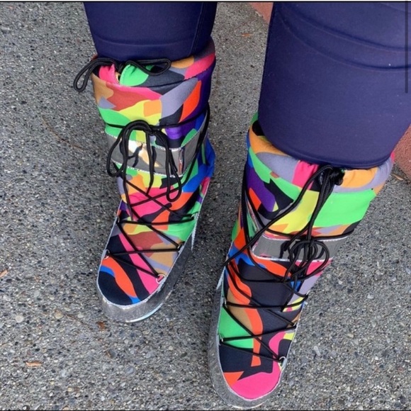 rainbow moon boots